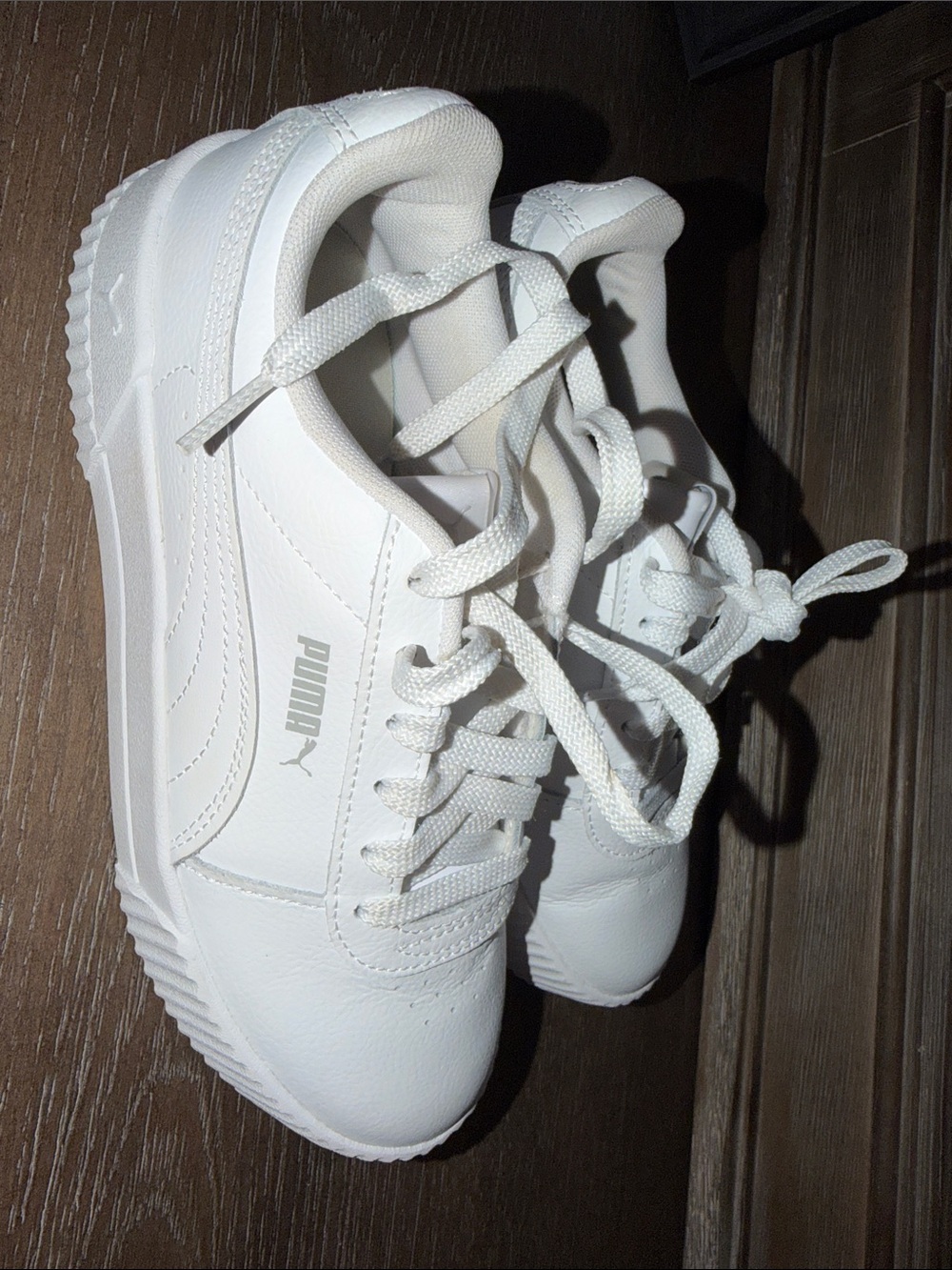 Child puma sneakers size 4 1/2